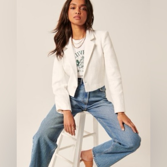 Abercrombie & Fitch White Cropped Blazer - Picture 2 of 5